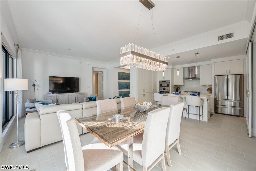 DiningArea