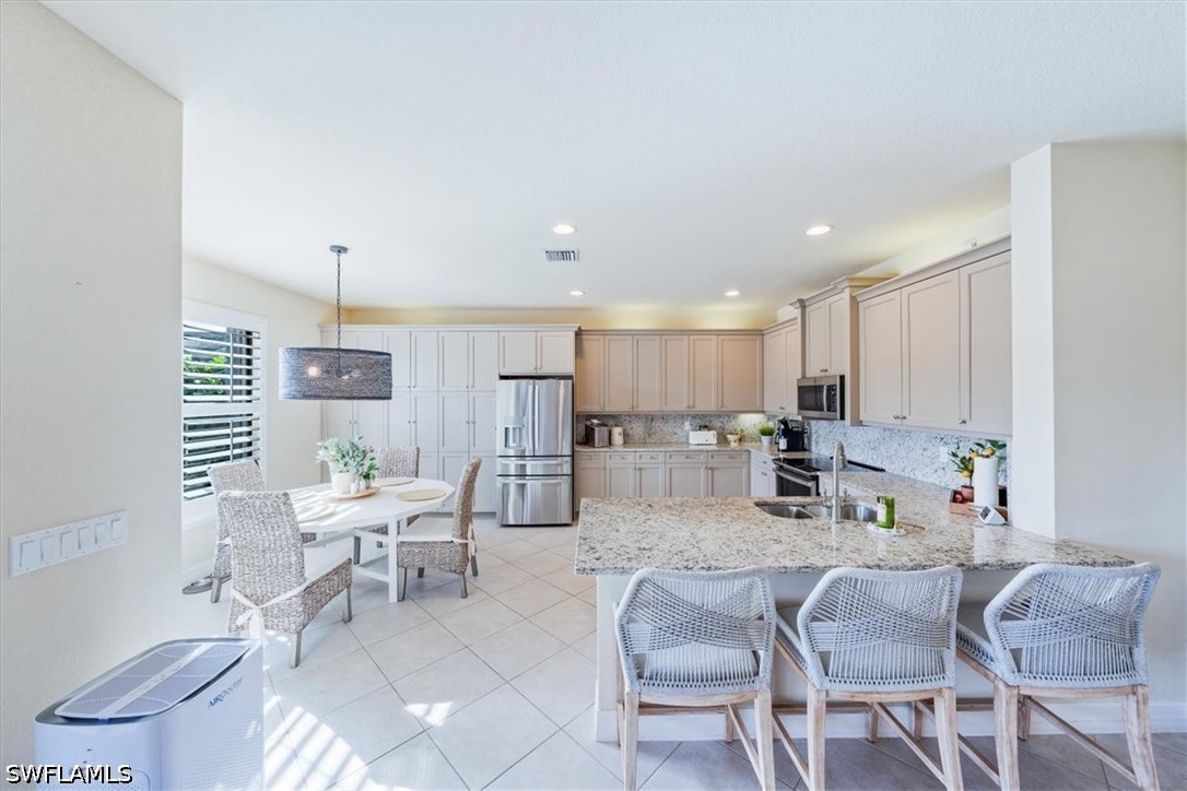 11546 Meadowrun, Fort Myers, FL 33913