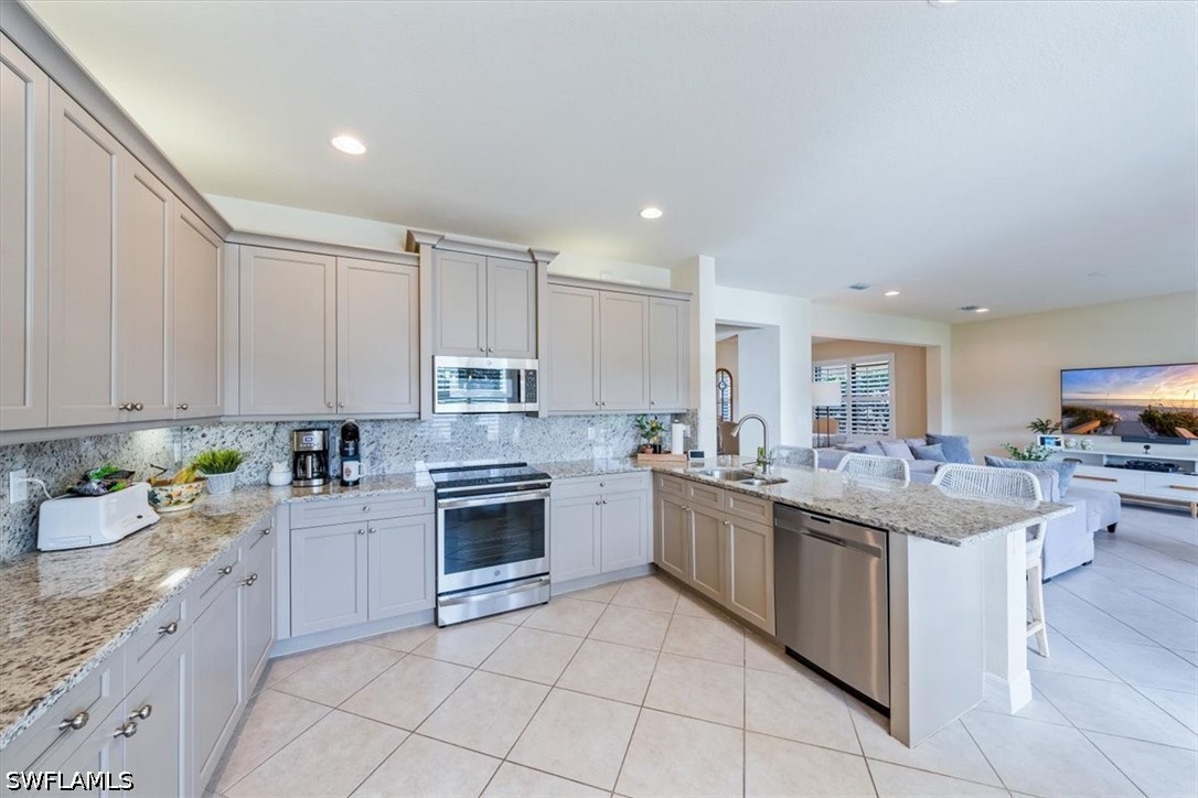 11546 Meadowrun, Fort Myers, FL 33913