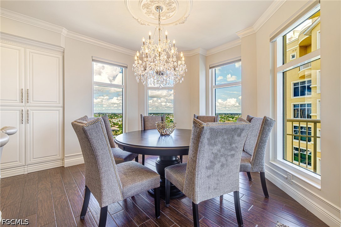 DiningArea