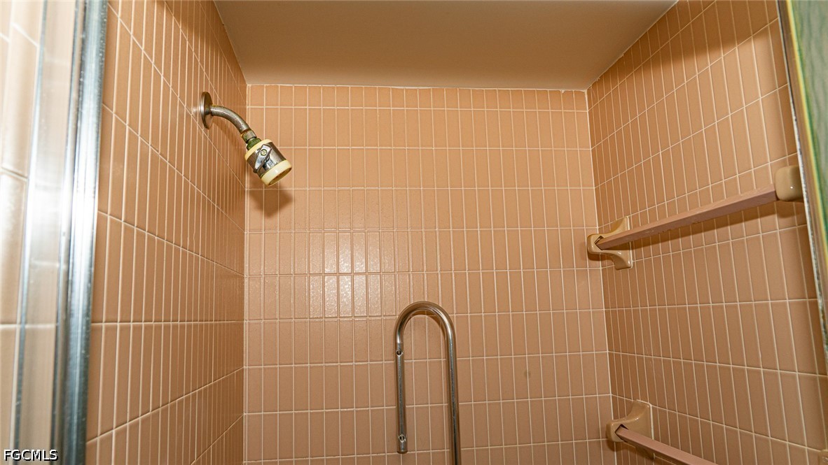 5541 Westwind Unit 202, Fort Myers, FL 33919