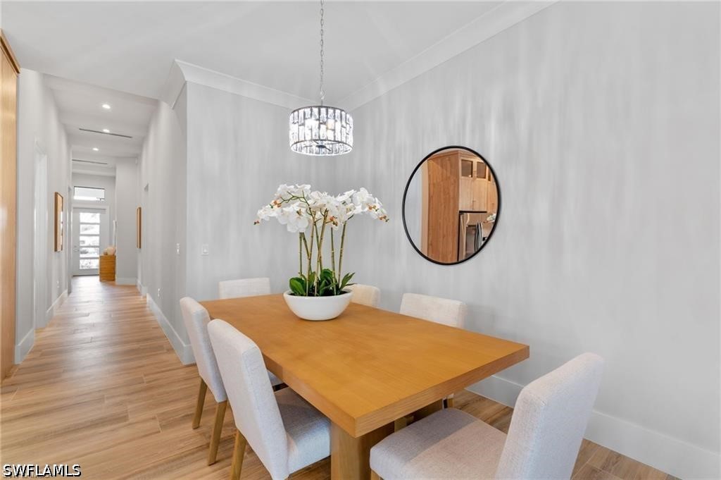 DiningArea