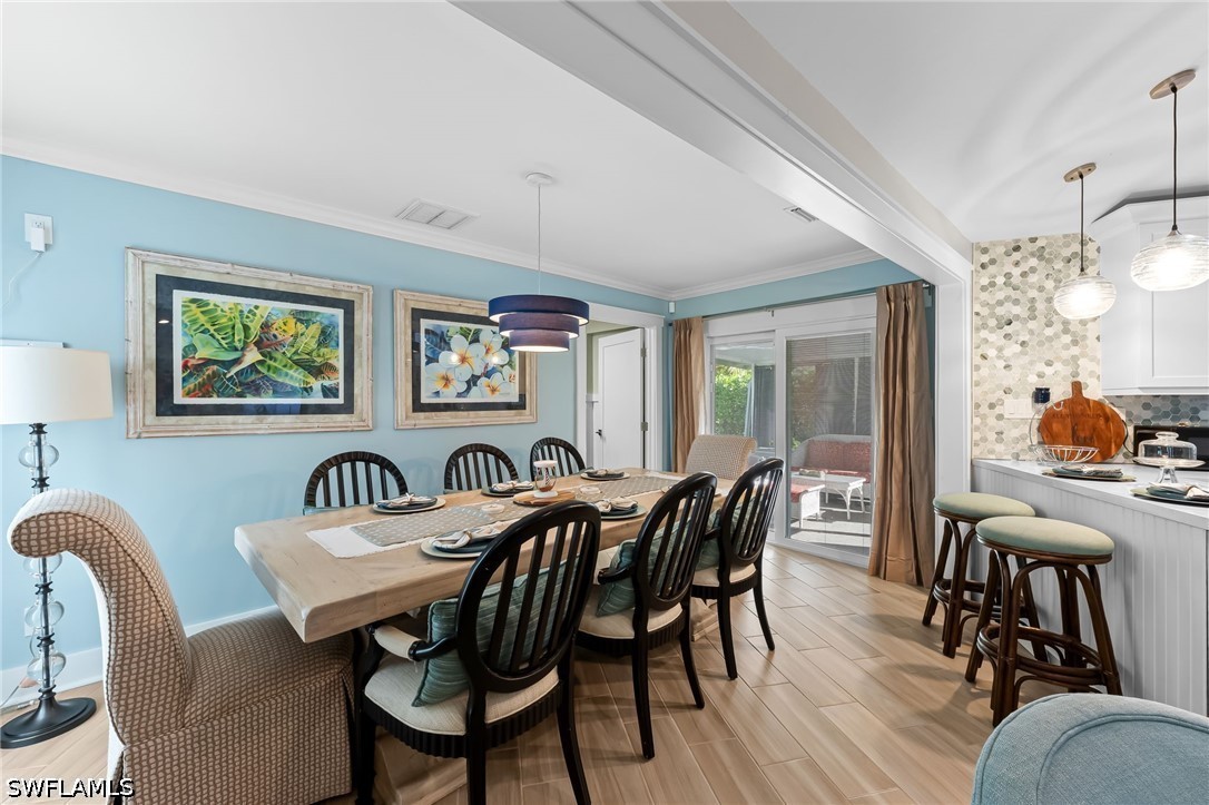 DiningArea