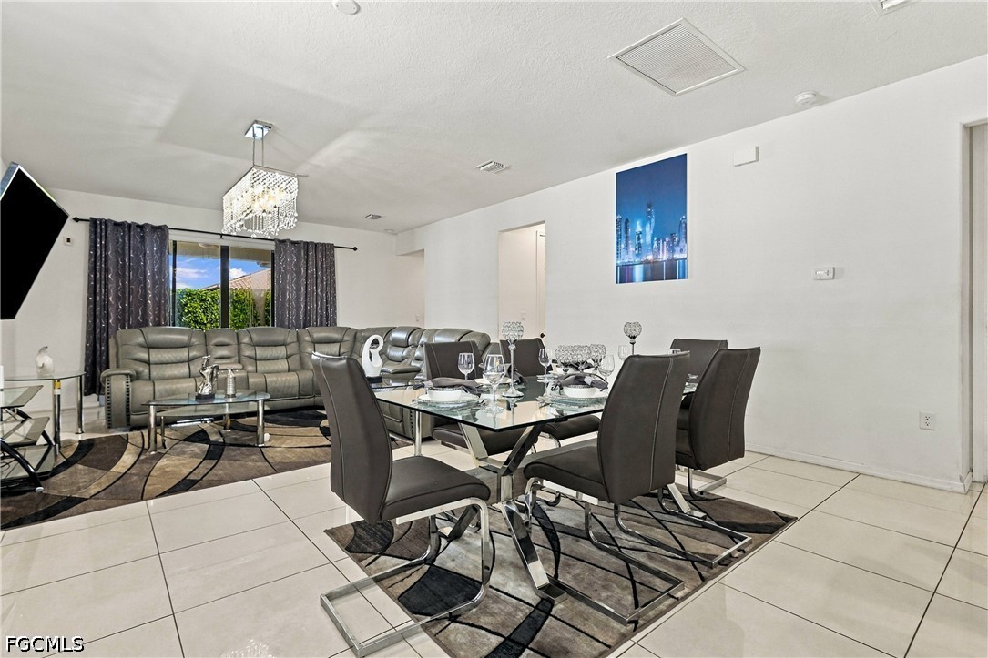 DiningArea