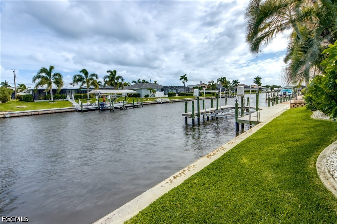 Dock