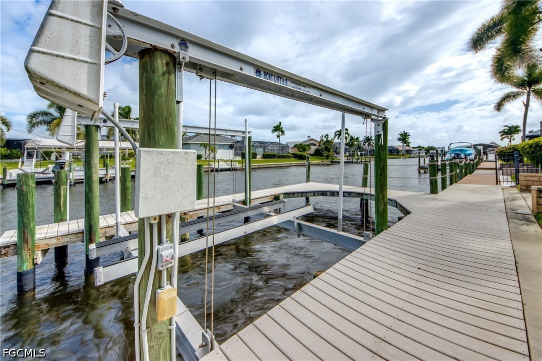 Dock