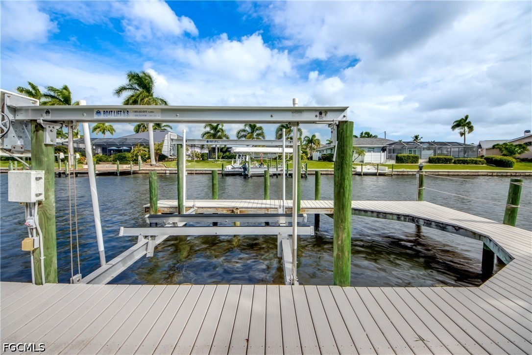 Dock