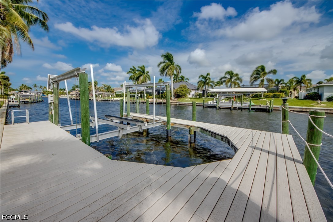 Dock