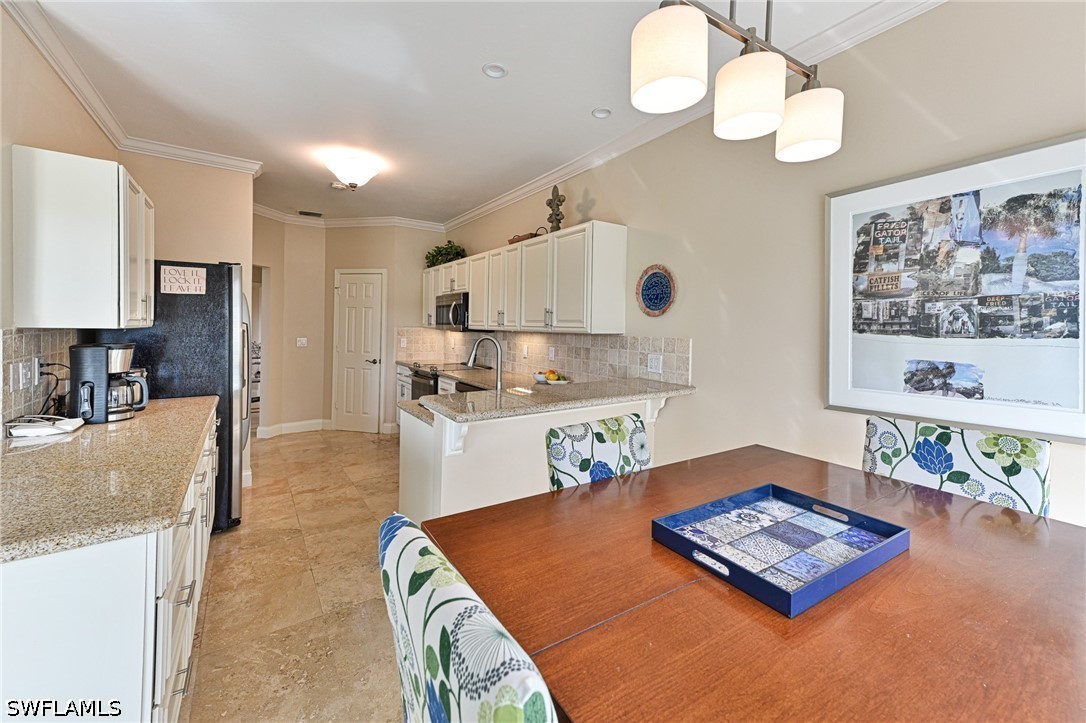 DiningArea