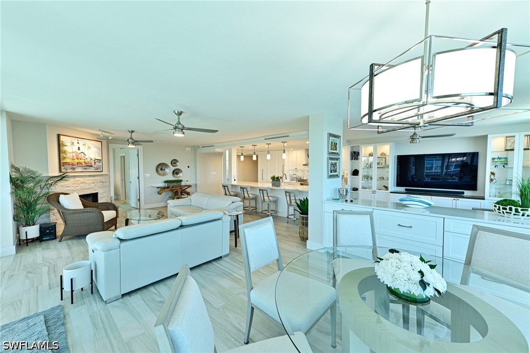 DiningArea