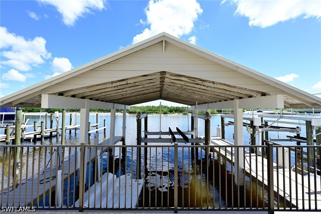 Dock