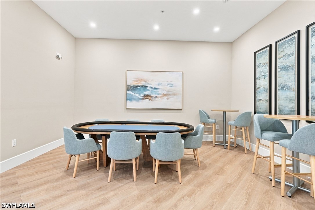 DiningArea