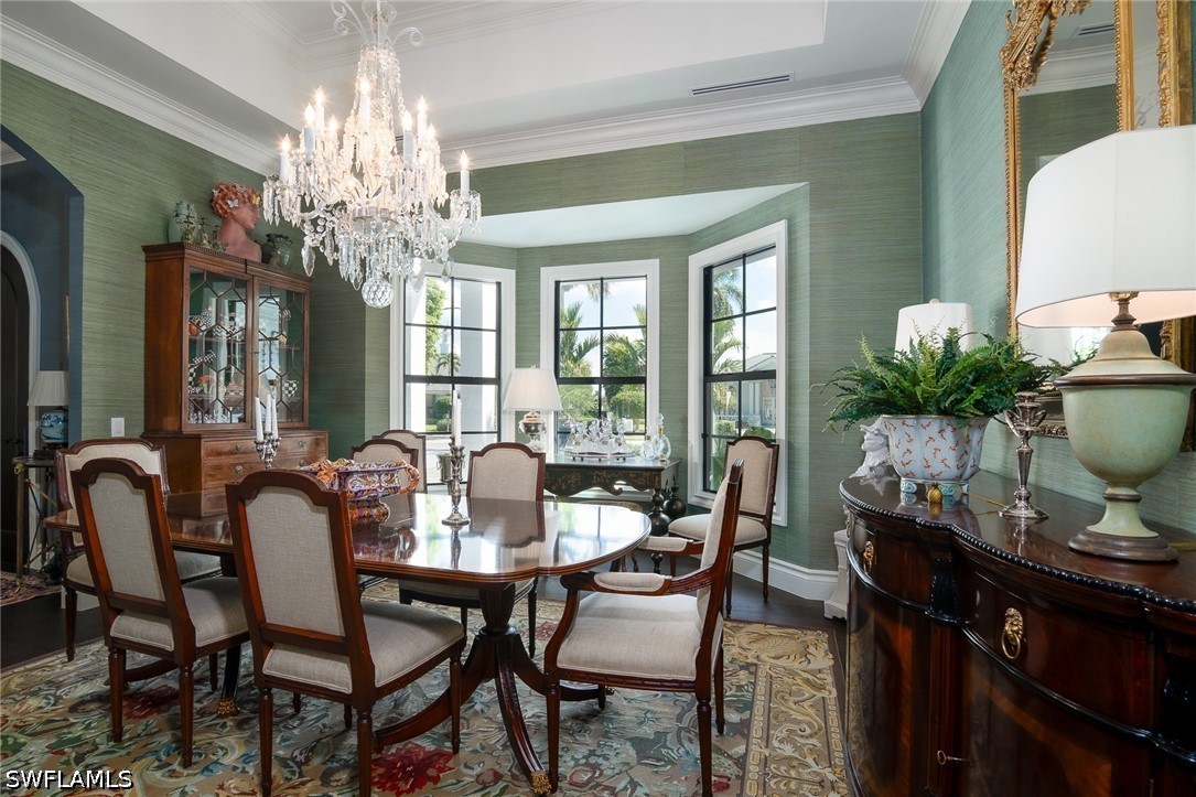 DiningRoom