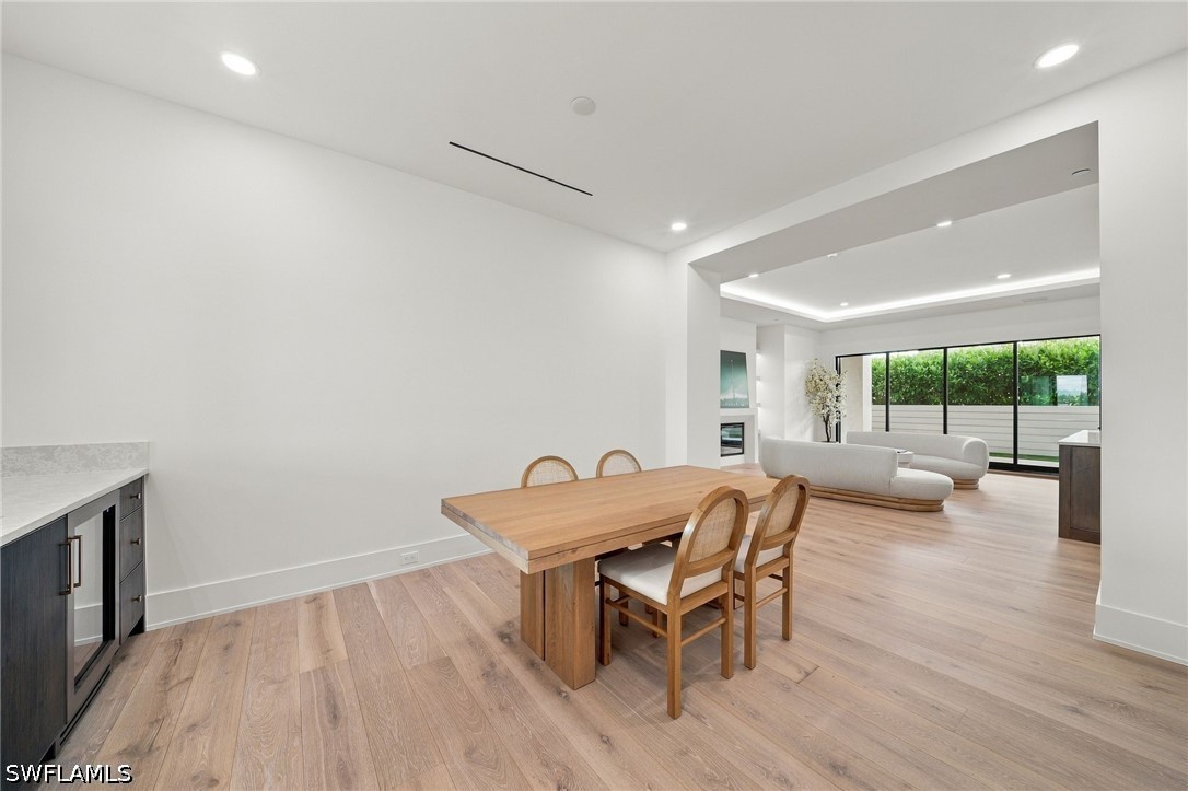 DiningArea