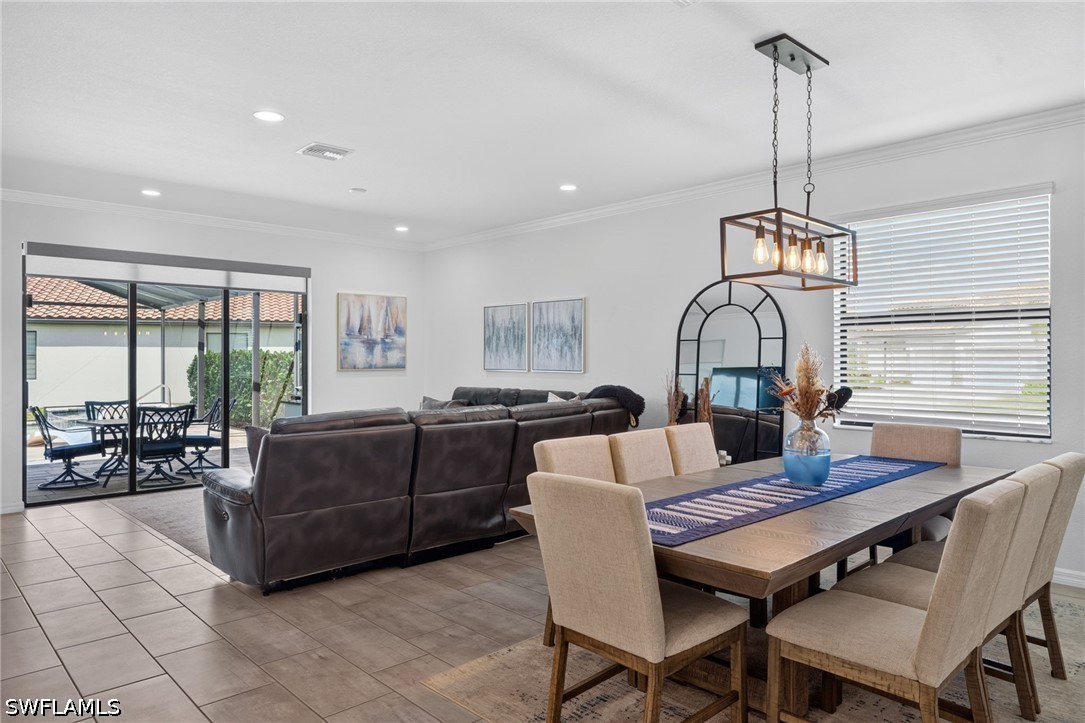 DiningArea