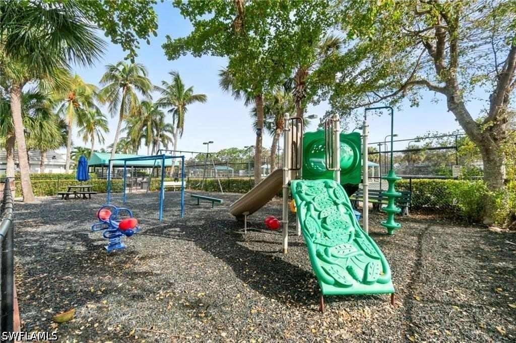 1182 Sweetwater Unit 1807, Naples, FL 34110