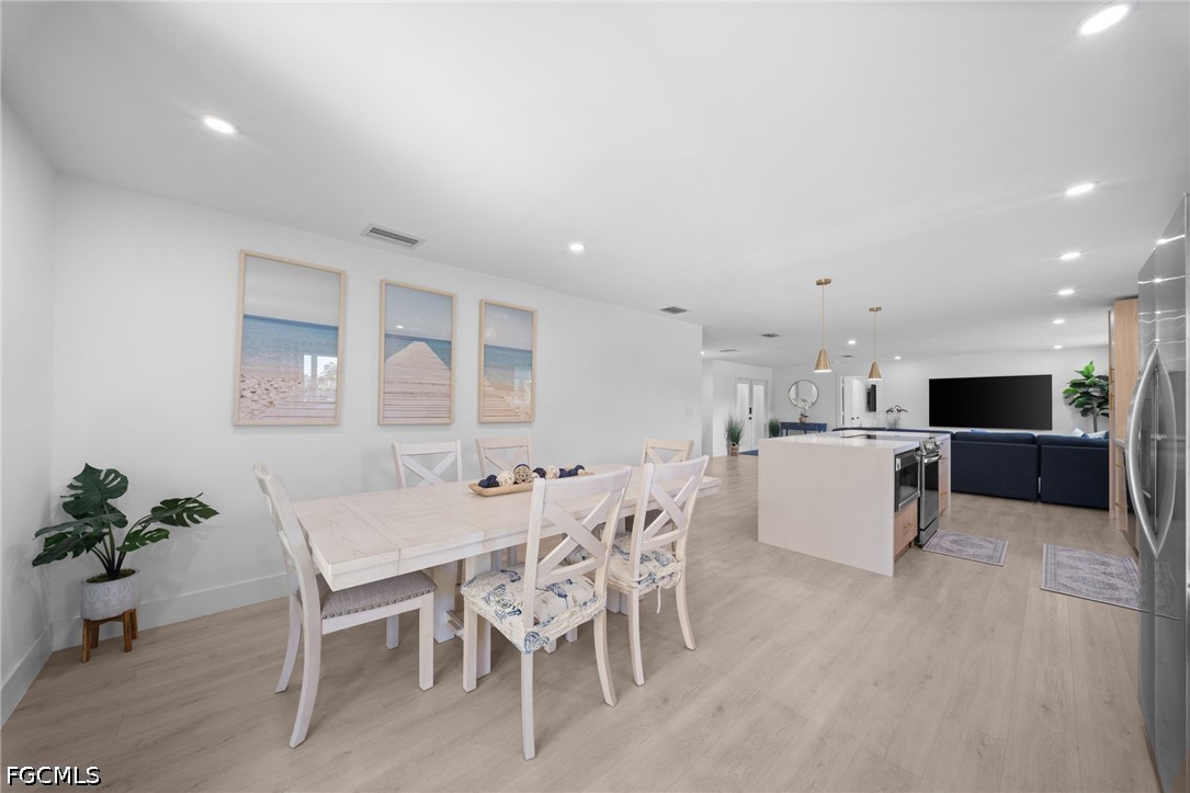 DiningArea