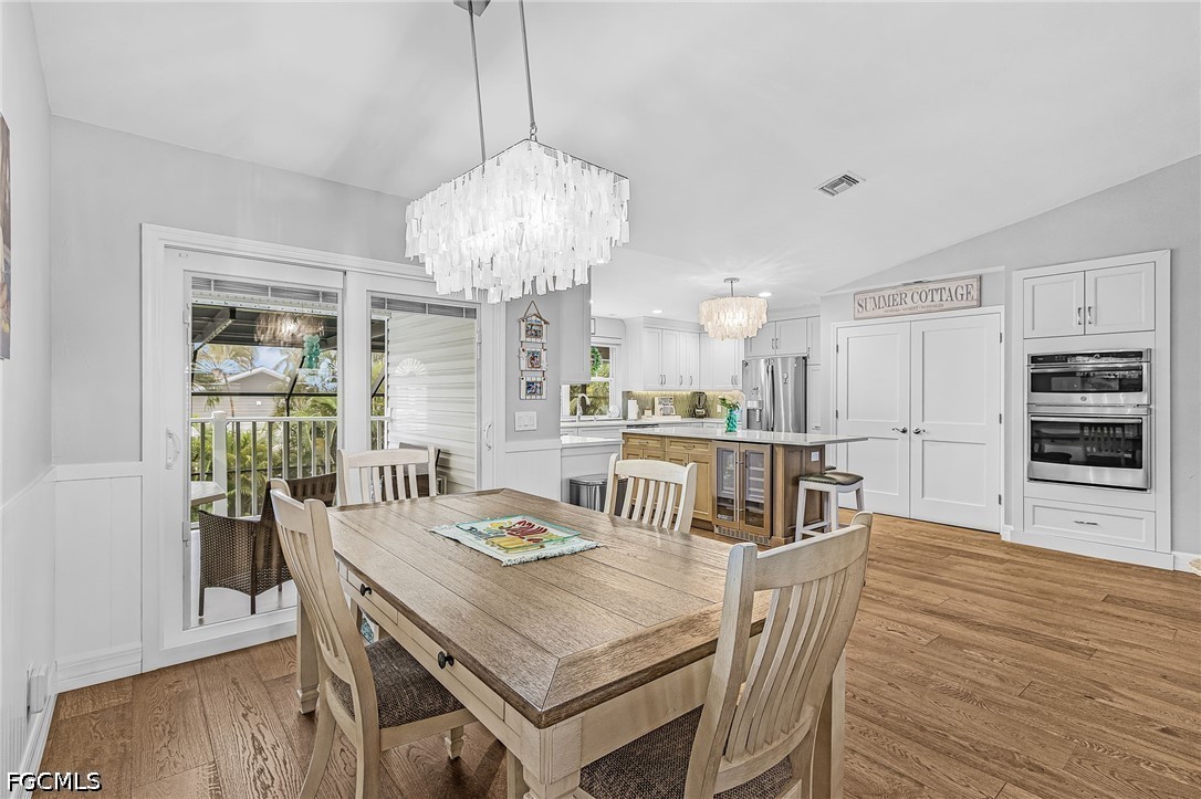 DiningArea