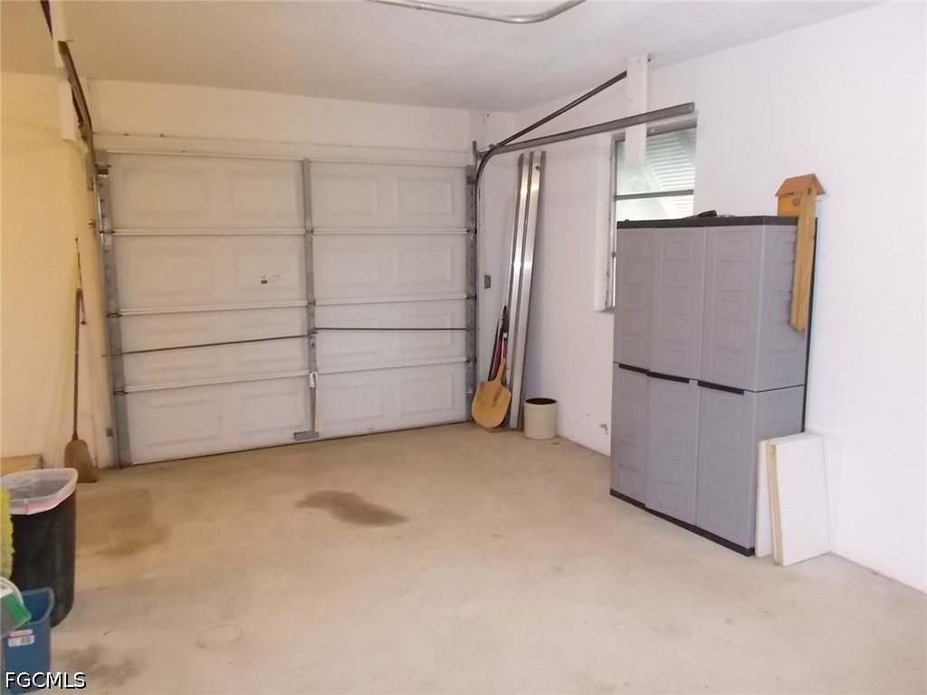 7046/7058 Maida, Fort Myers, FL 33907
