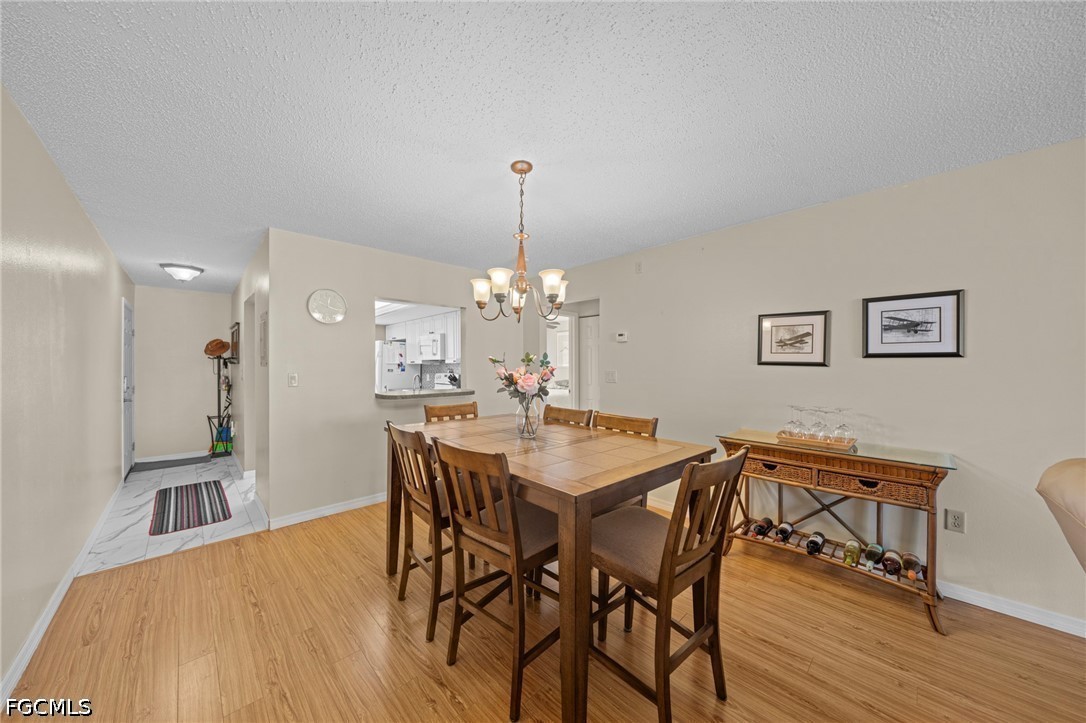 DiningArea
