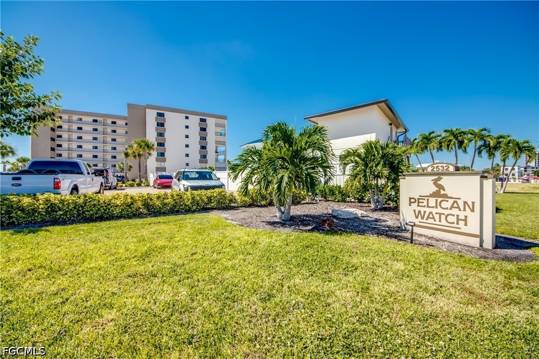 2532 Estero Unit 305, Fort Myers Beach, FL 33931