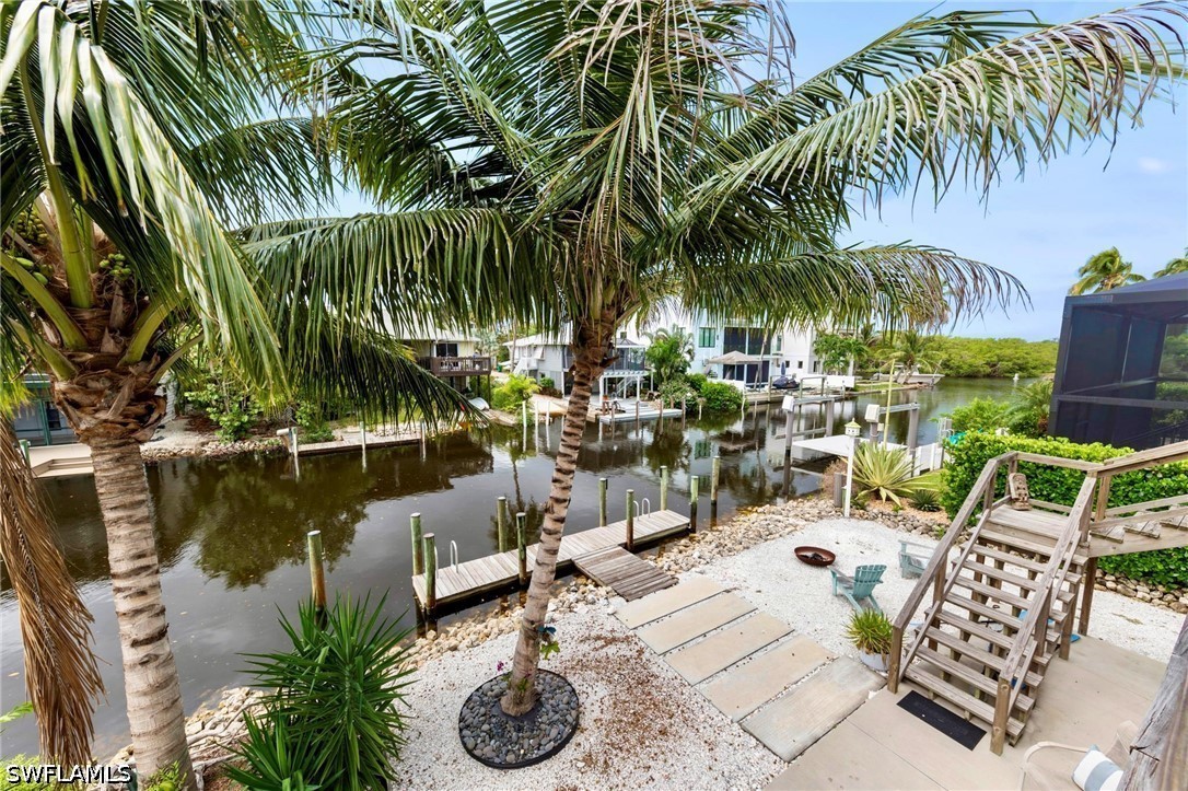 Dock