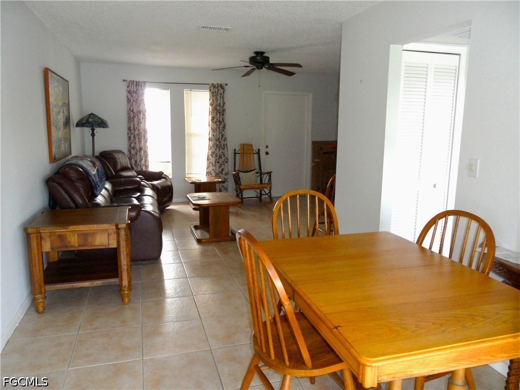 DiningArea
