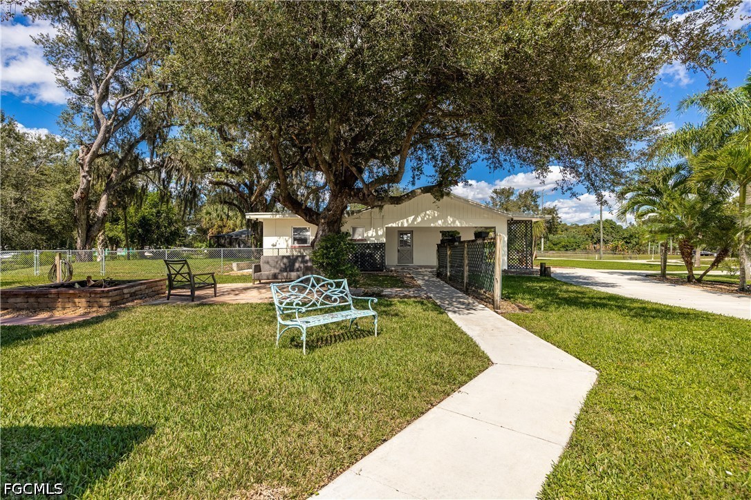 5080 Prevatt, Fort Myers, FL 33905