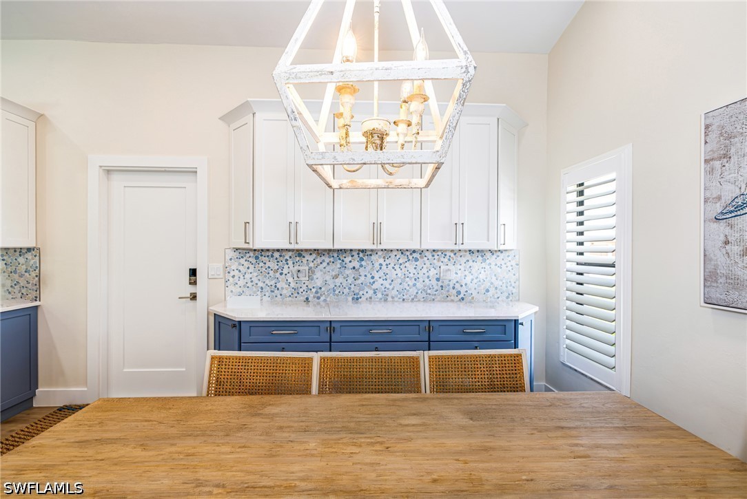 1374 Foxfire, Naples, FL 34104