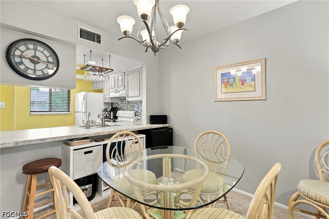 DiningArea