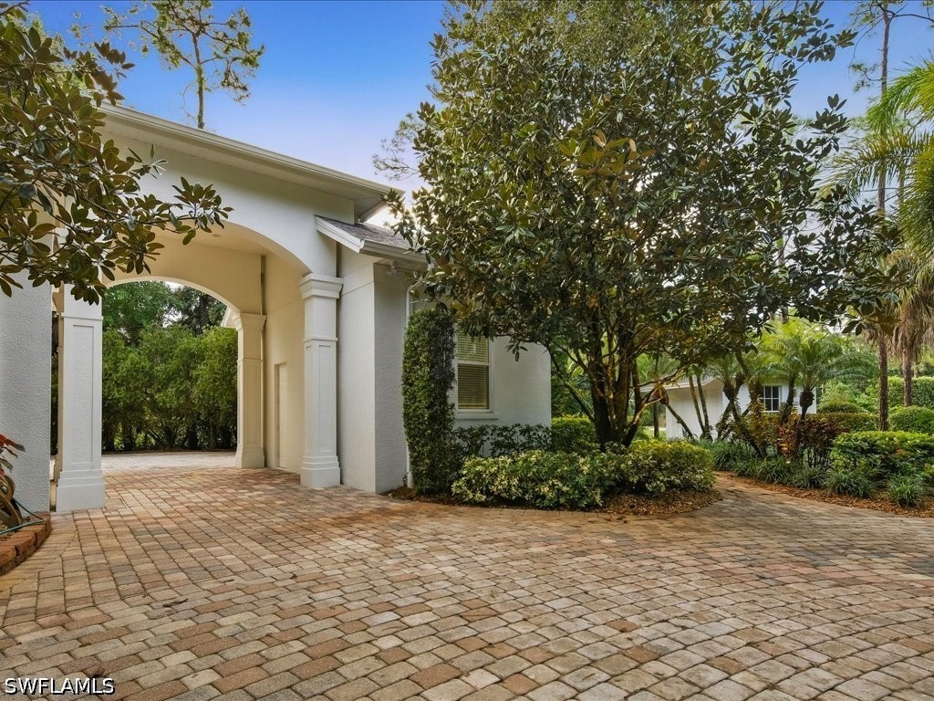 4810 Sycamore, Naples, FL 34119