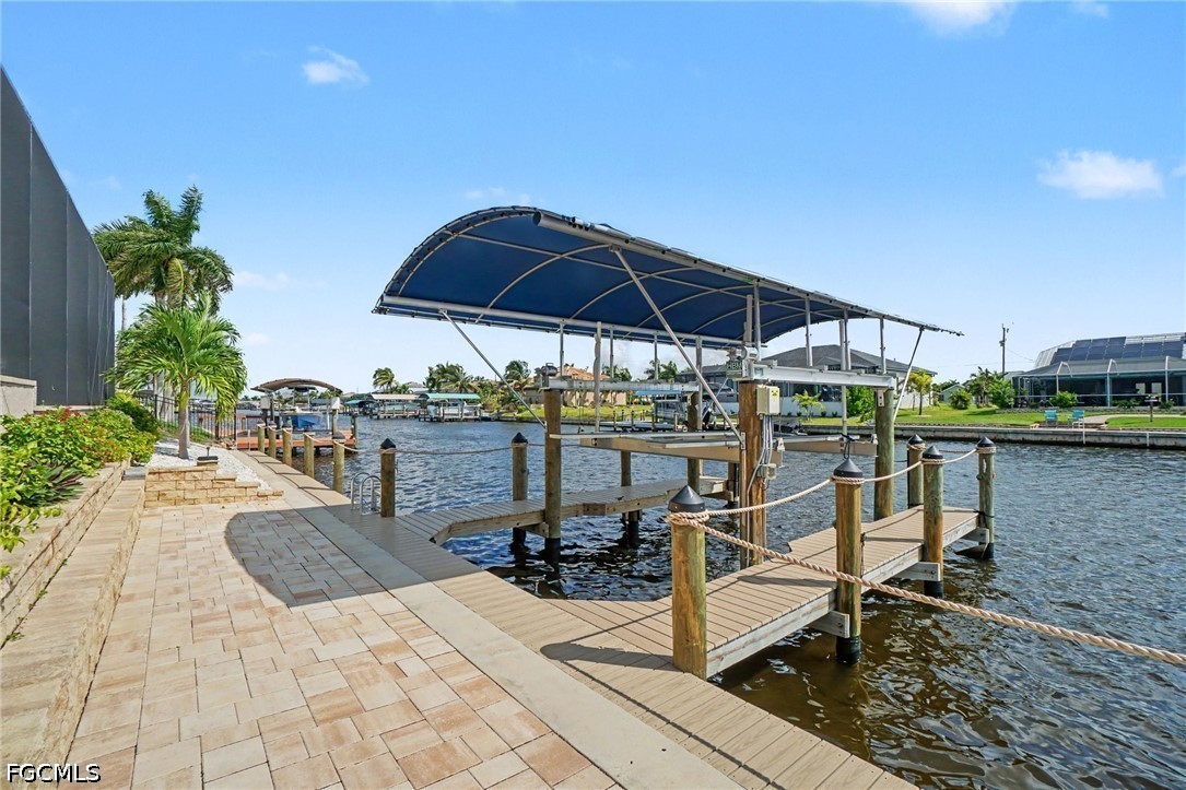 Dock
