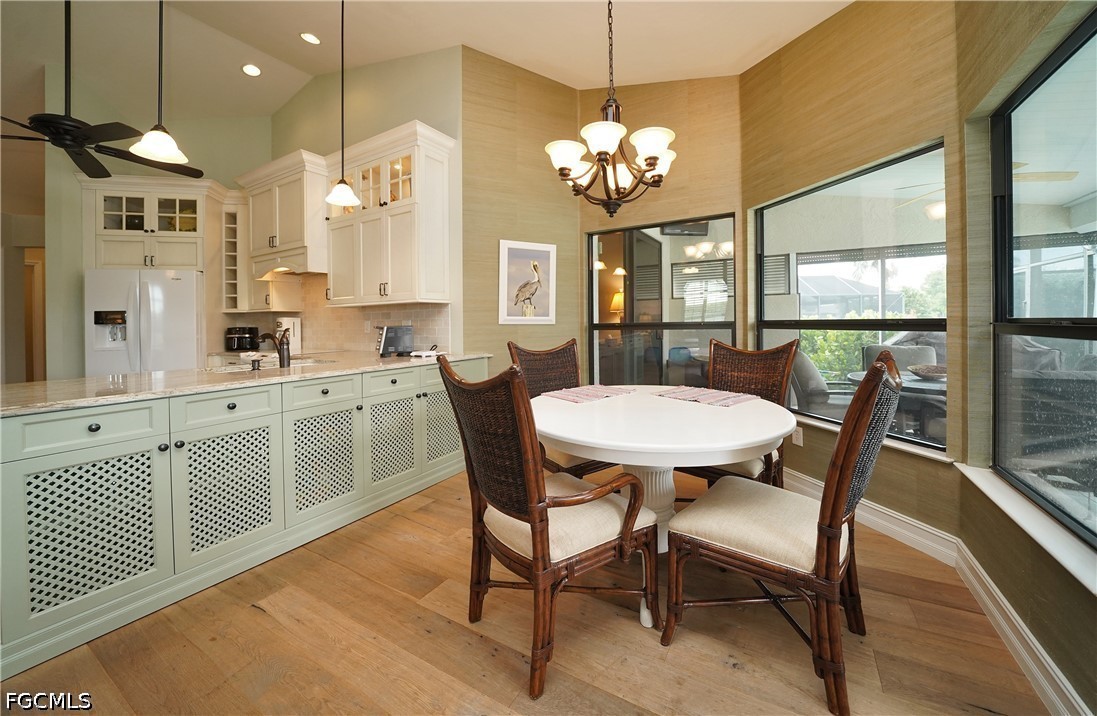 DiningArea