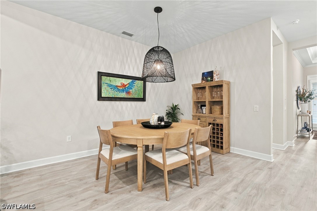 DiningArea