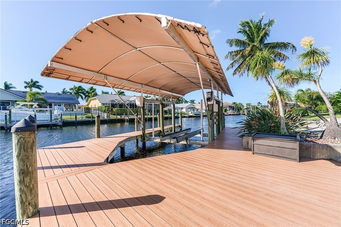 Dock