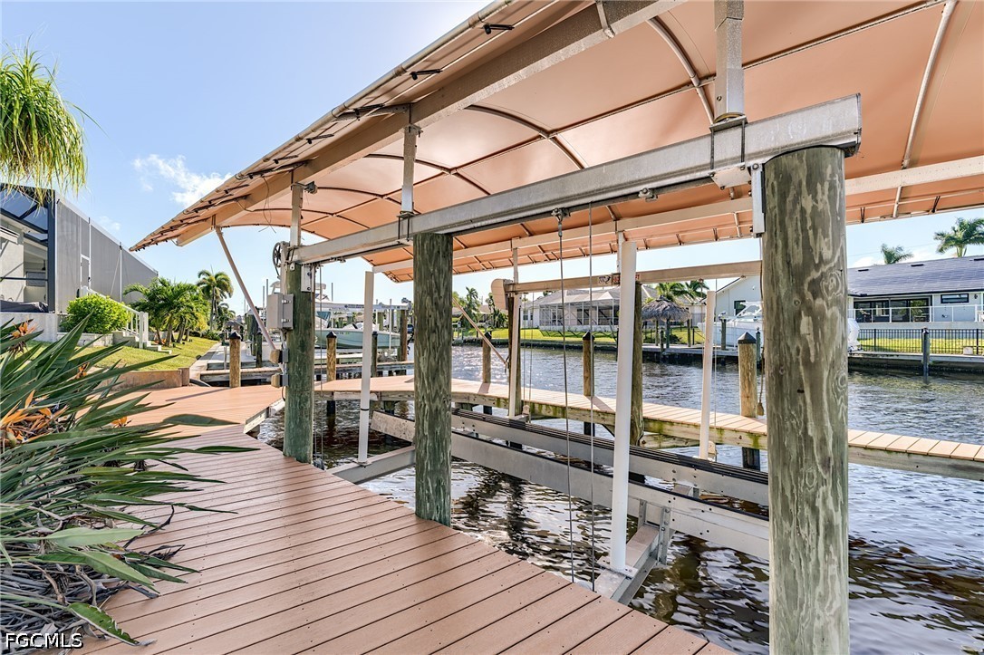 Dock