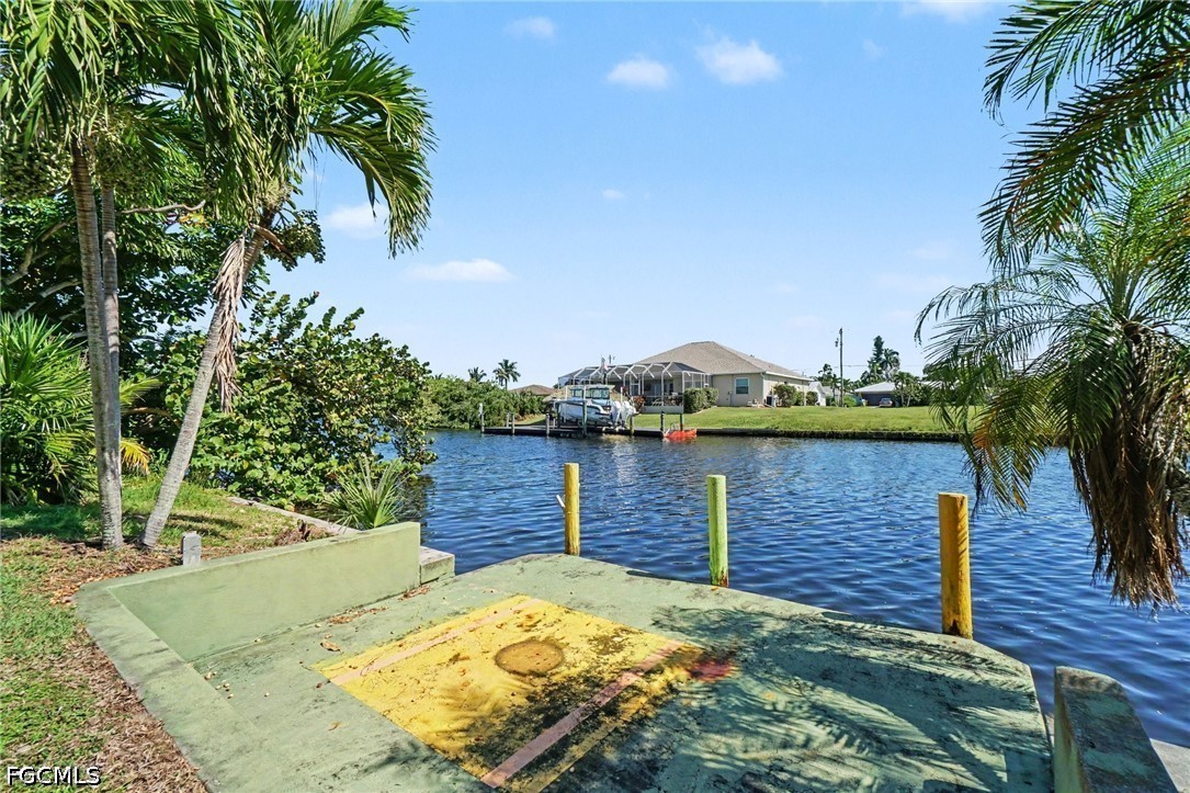Dock