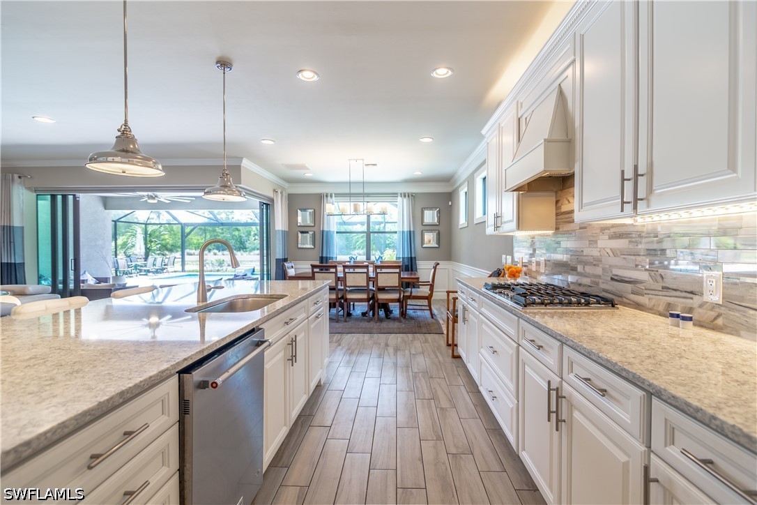 7247 Clamshell, Naples, FL 34114