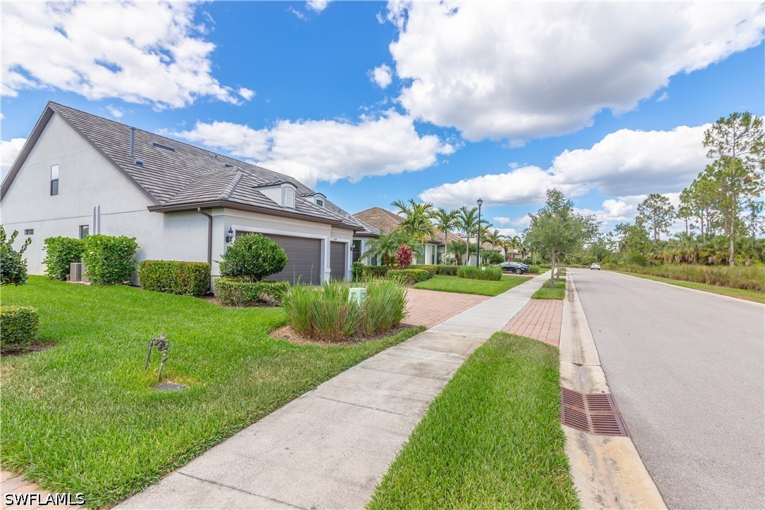 7247 Clamshell, Naples, FL 34114