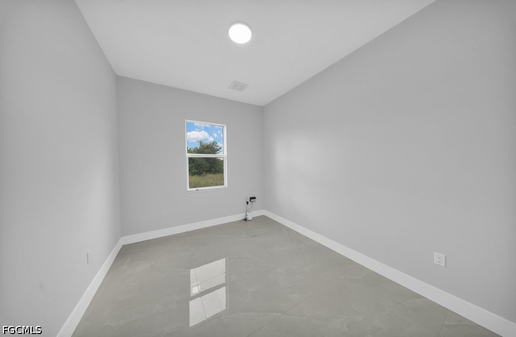 4391 66th, Naples, FL 34120