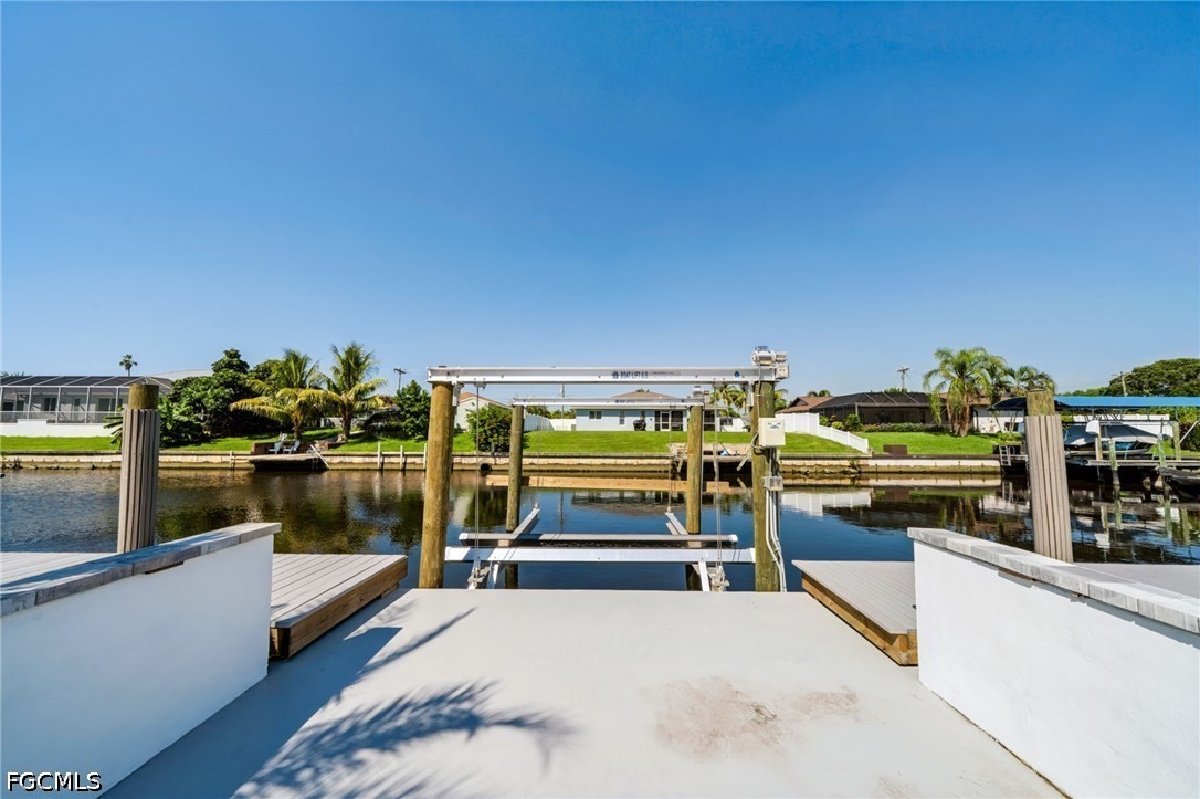 Dock