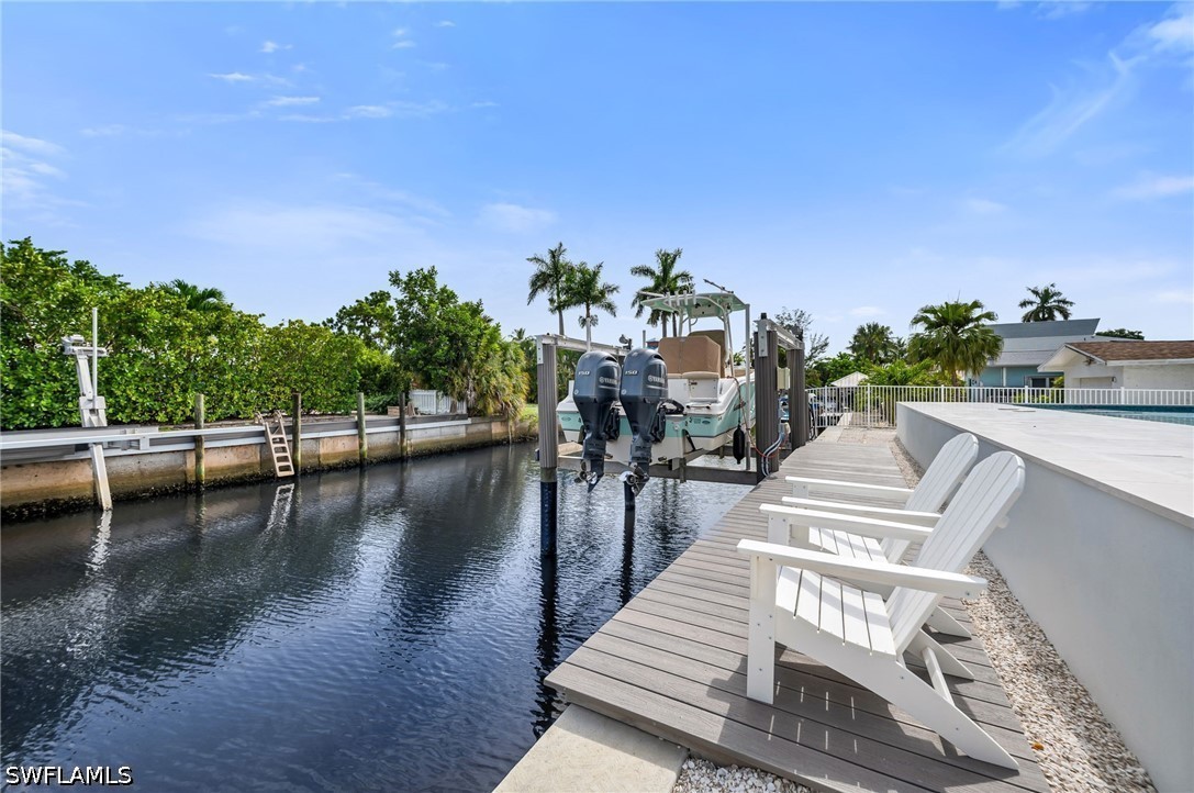 Dock