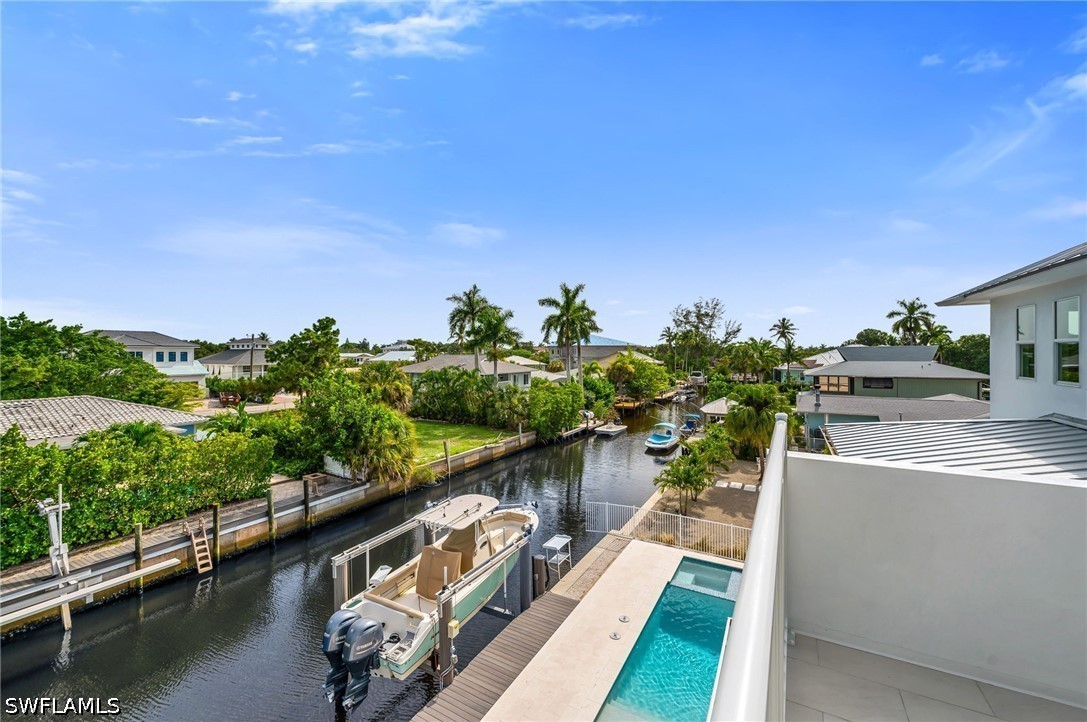2778 Shoreview, Naples, FL 34112