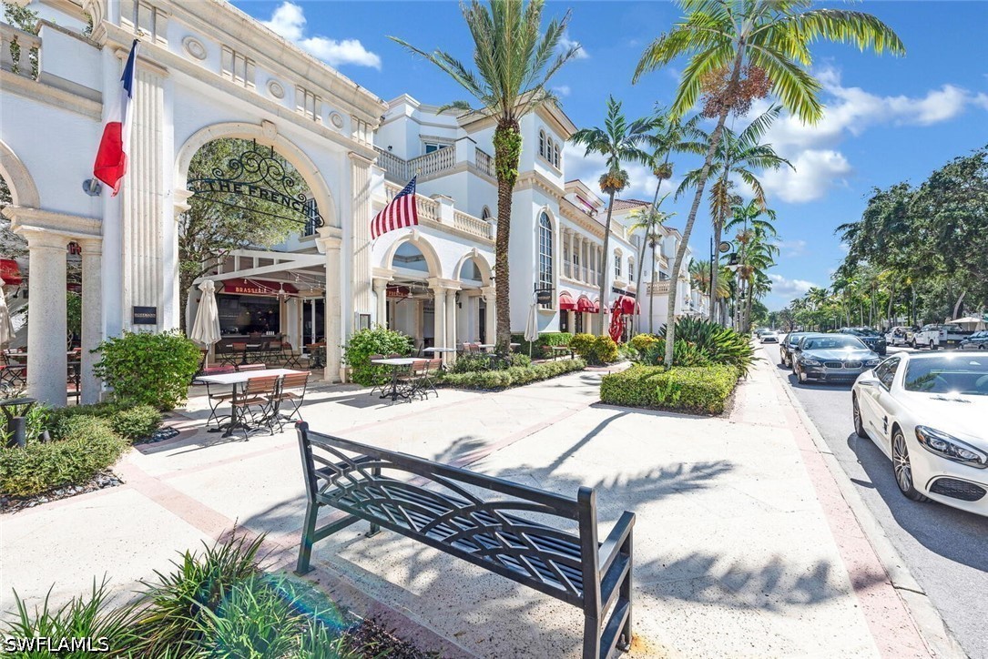 2778 Shoreview, Naples, FL 34112