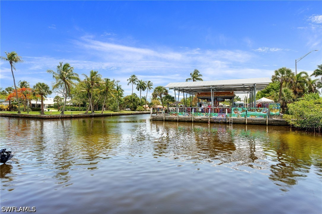 2778 Shoreview, Naples, FL 34112