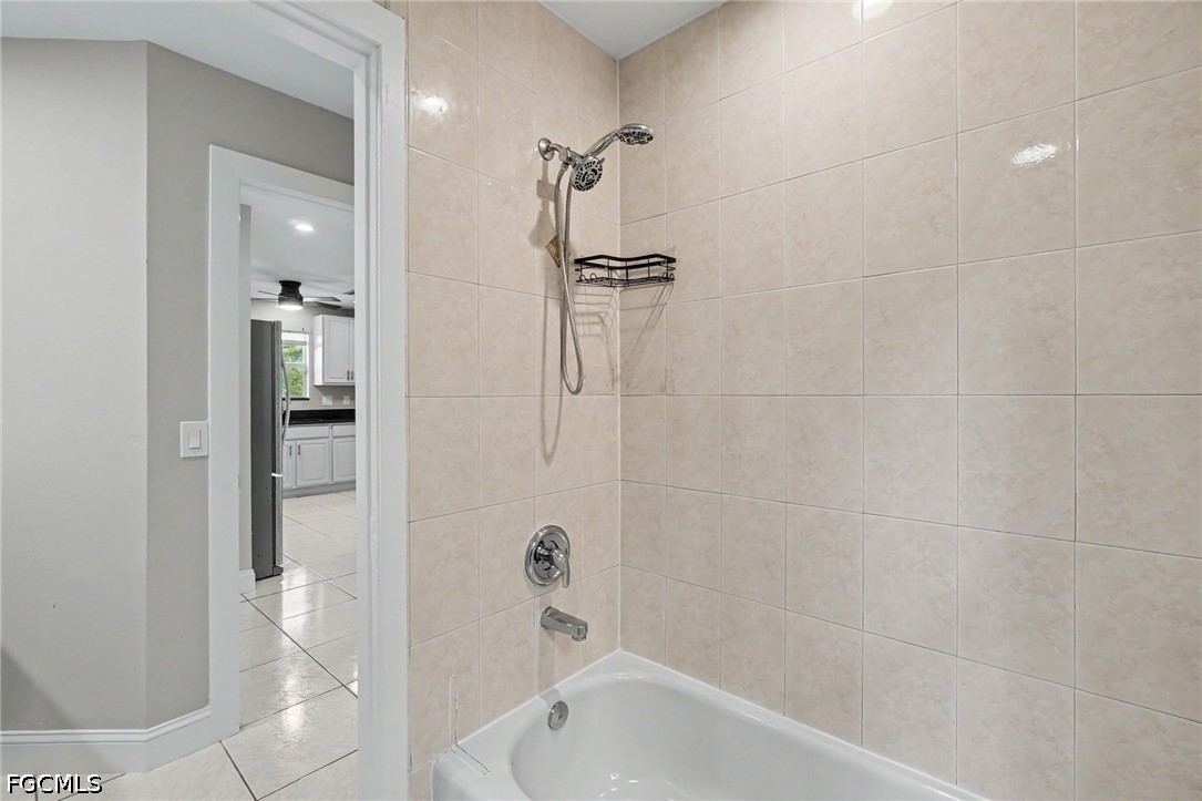4280 Randall, Naples, FL 34120