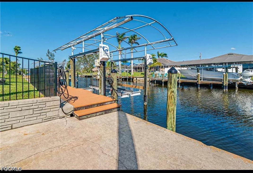 Dock