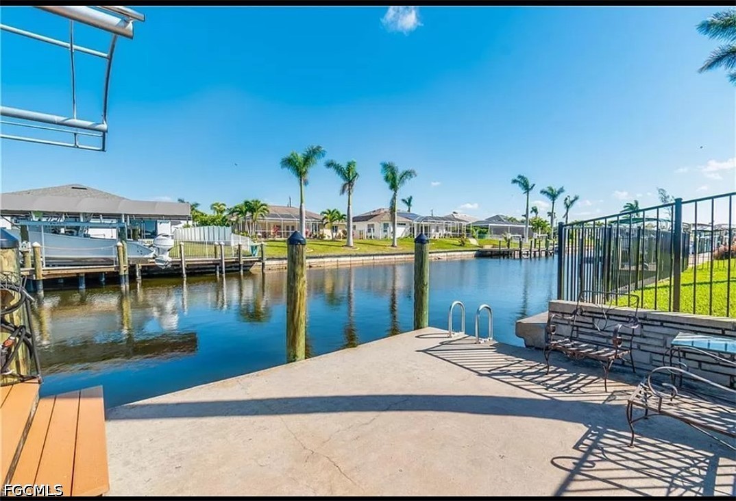 Dock