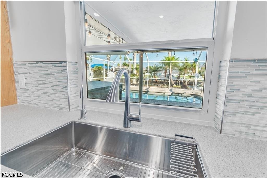 229 29th, Cape Coral, FL 33904