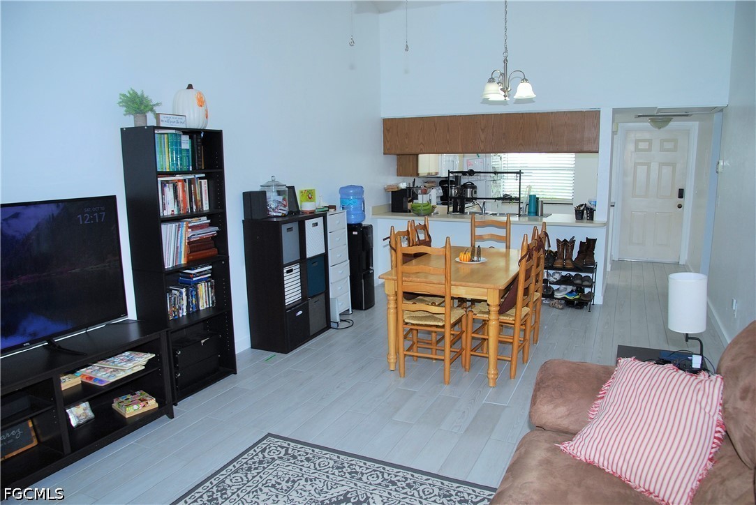 DiningArea